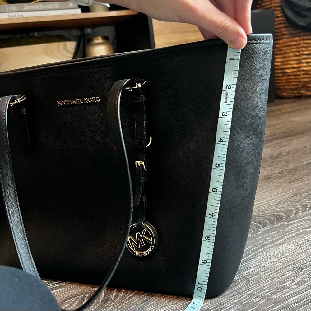 Michael Kors Quinn Large East West Top Zip Tote Bag - Picture 10 of 14